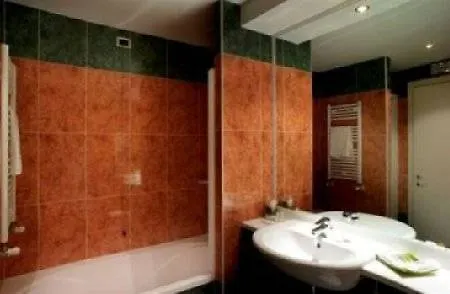 Major Hotel