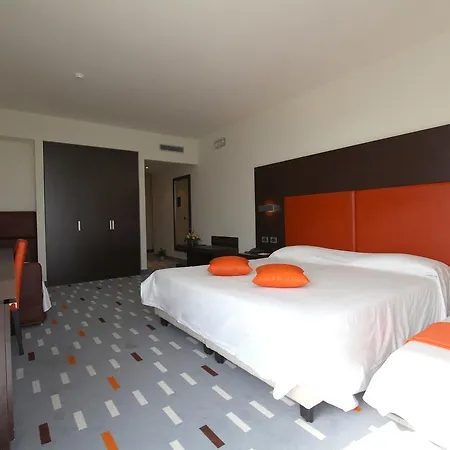 Major Hotel