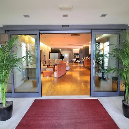 Hotel Major 4*