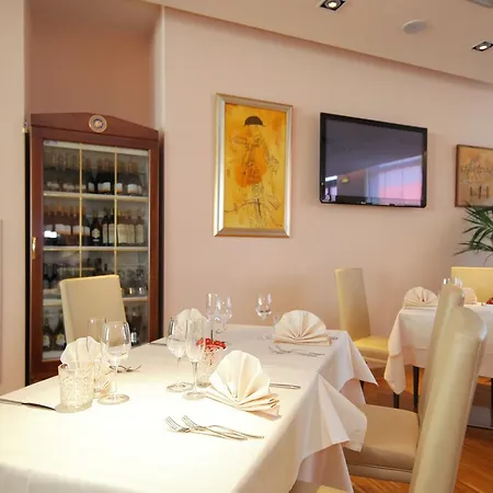 Major Hotel 4*