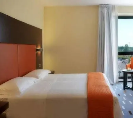 Major Hotel